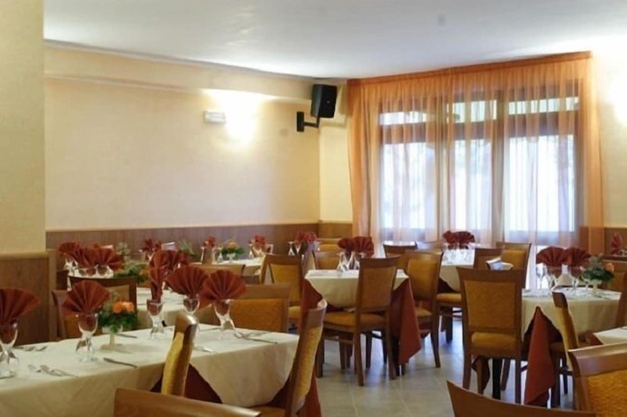 Imagen general del Hotel Coste Del Lago. Foto 6