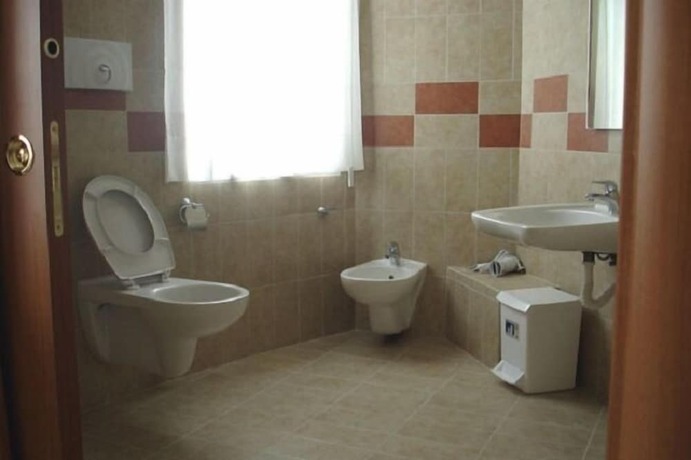 Imagen general del Hotel Coste Del Lago. Foto 11