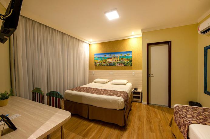 Imagen de la habitación del Hotel Costeiro. Foto 12