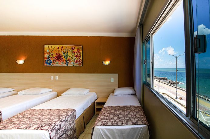 Imagen de la habitación del Hotel Costeiro. Foto 15