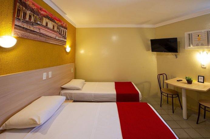 Imagen de la habitación del Hotel Costeiro. Foto 18