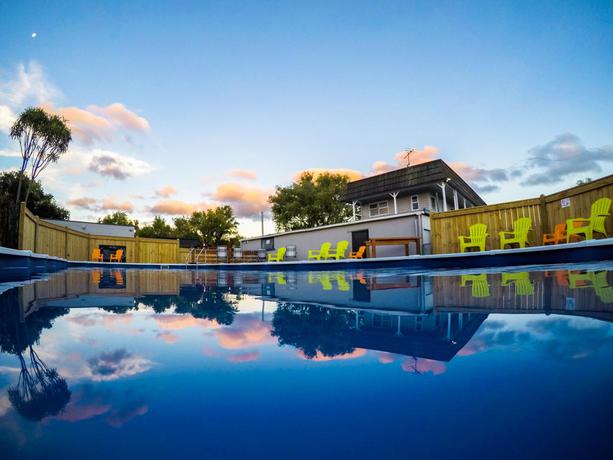 Imagen de la piscina del Hotel Cosy Cottage Thermal Holiday Park. Foto 22