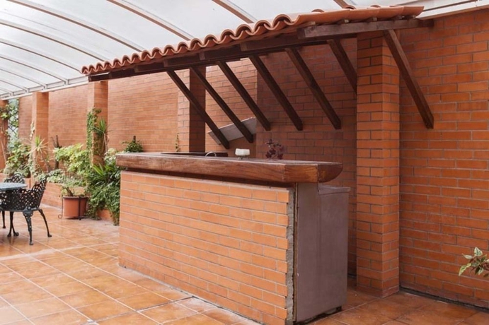 Imagen de los exteriores del Hotel Cosy Downtown Flat. Foto 13