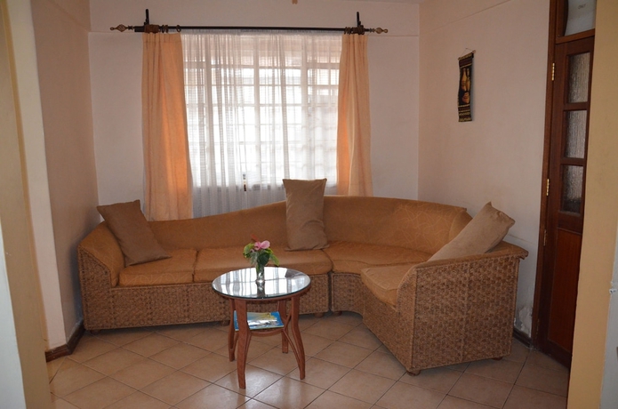 Imagen de los interiores del Hotel Cosy Garden Guest House. Foto 13