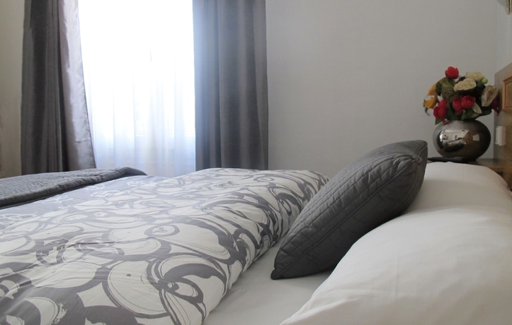 Imagen de la habitación del Hotel Cosy Monceau. Foto 4