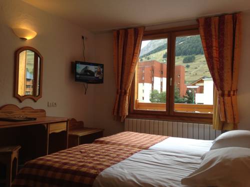 Imagen de la habitación del Hotel Cote Brune. Foto 6
