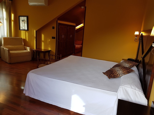 Imagen de la habitación del Hotel Cotiella. Foto 2