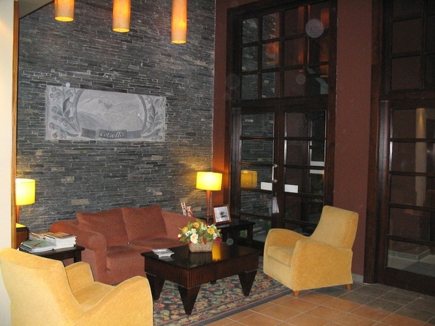 Imagen de los interiores del Hotel Cotiella. Foto 18