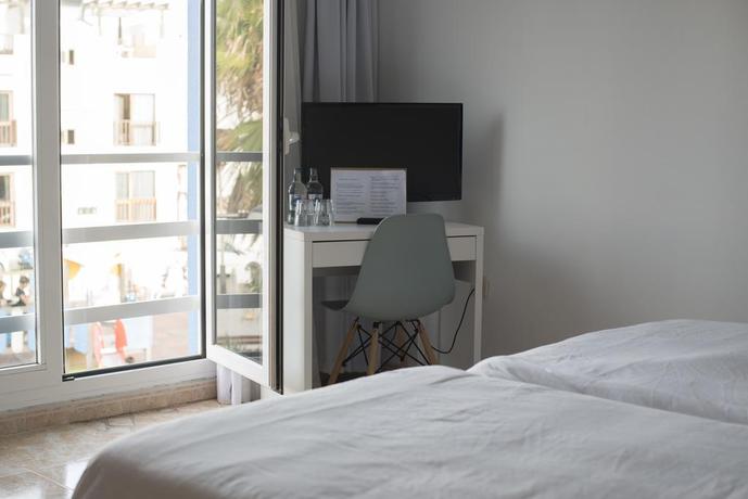 Imagen de la habitación del Hotel Cotillo House. Foto 6