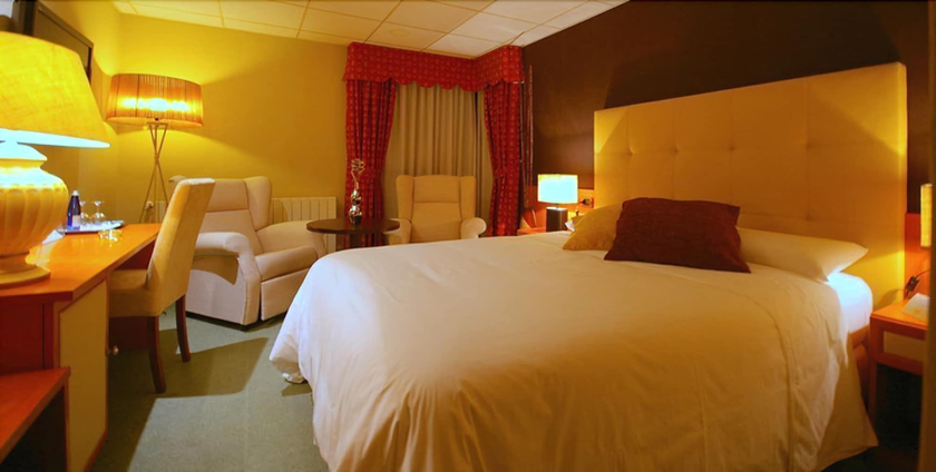 Imagen de la habitación del Hotel Coto Real. Foto 19