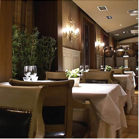 Imagen del bar/restaurante del Hotel Coto Real. Foto 2