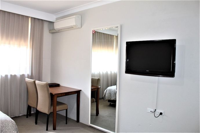 Imagen de la habitación del Hotel Cotswold Gardens. Foto 8