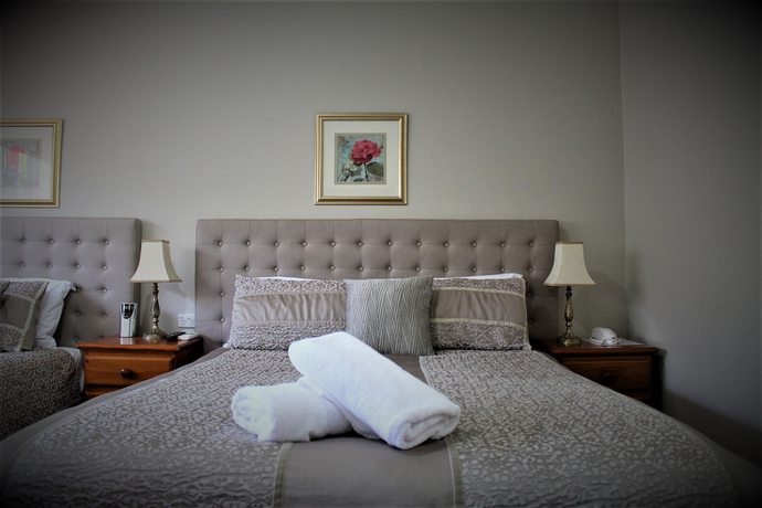 Imagen de la habitación del Hotel Cotswold Gardens. Foto 17