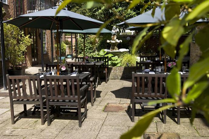 Imagen general del Hotel Cotswold Lodge. Foto 3