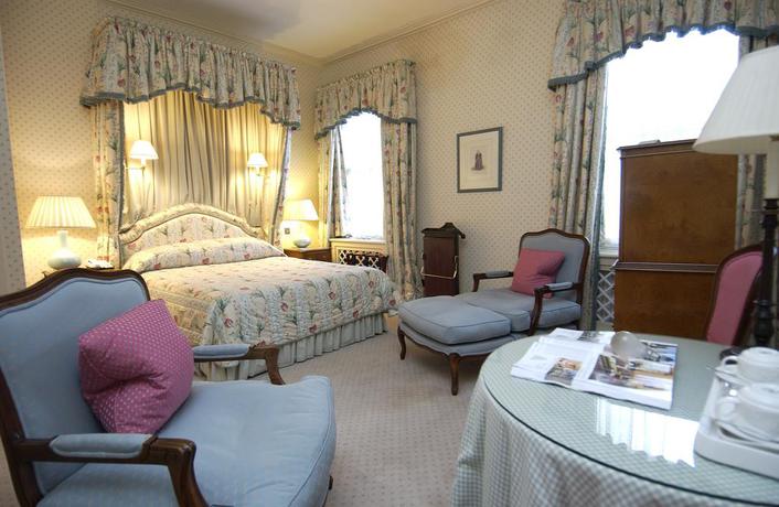 Imagen de la habitación del Hotel Cotswold Lodge. Foto 13