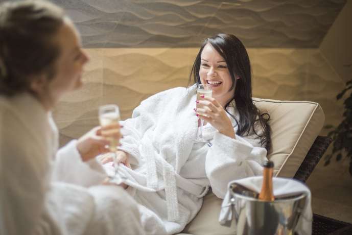 Imagen de la piscina del Hotel Cotswolds and Spa. Foto 17