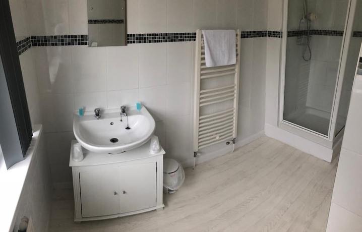 Imagen de la habitación del Hotel Cottage Court. Foto 19