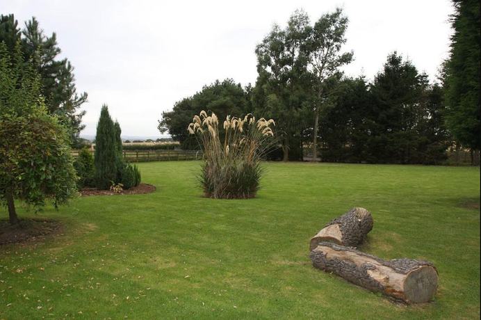 Imagen general del Hotel Cottage Lea\'s Country and Restaurant. Foto 1