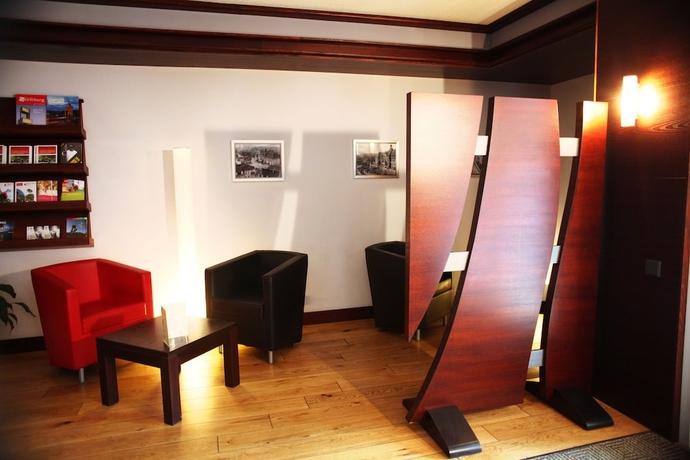Imagen de los interiores del Hotel Cottage Logis -restaurant. Foto 13