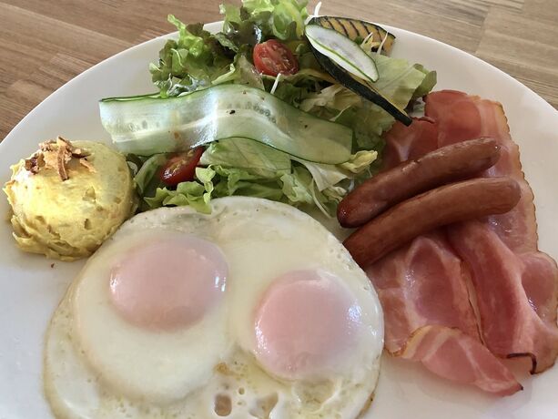 Imagen del bar/restaurante del Hotel Cottage MAKAI. Foto 12