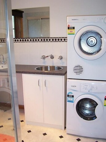 Imagen de los interiores del Hotel Cottage On Gunning. Foto 16