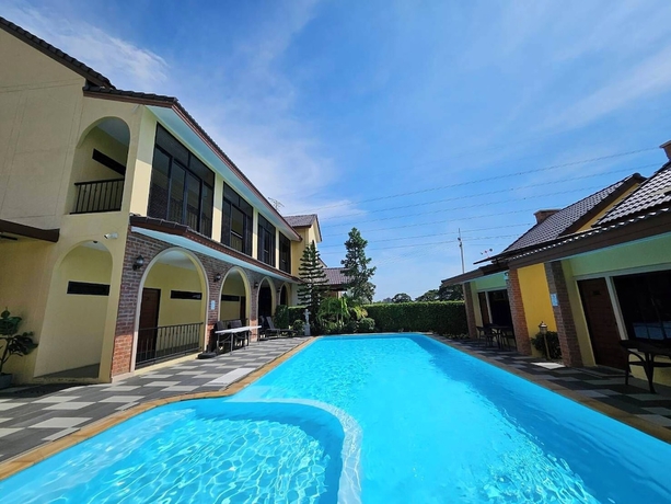 Imagen general del Hotel Cottage Pine Rayong. Foto 1