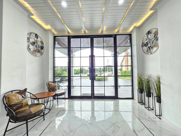 Imagen de los interiores del Hotel Cottage Pine Rayong. Foto 15