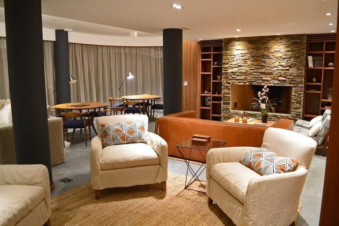 Imagen de los interiores del Hotel Cottage Puerto Buceo City. Foto 19