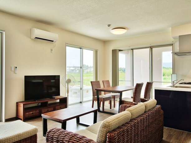 Imagen general del Hotel Cottage Seawind NAKIJIN. Foto 4