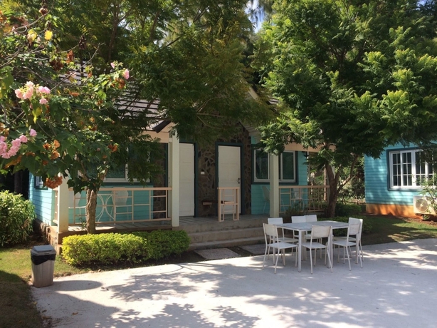 Imagen de los exteriores del Hotel Cottages At Hill Resort. Foto 16
