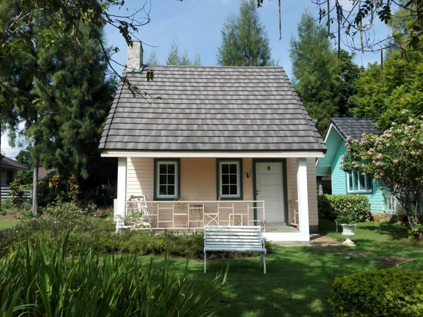 Imagen de los exteriores del Hotel Cottages At Hill Resort. Foto 17