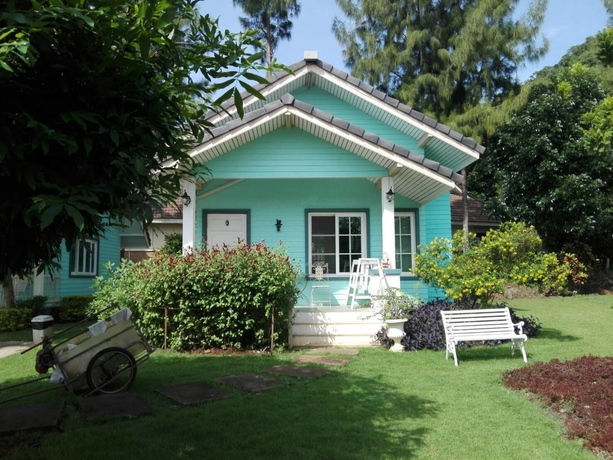 Imagen de los exteriores del Hotel Cottages At Hill Resort. Foto 19