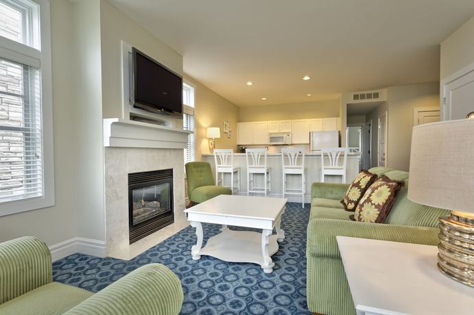 Imagen de la habitación del Hotel Cottages at Bay Harbor. Foto 9