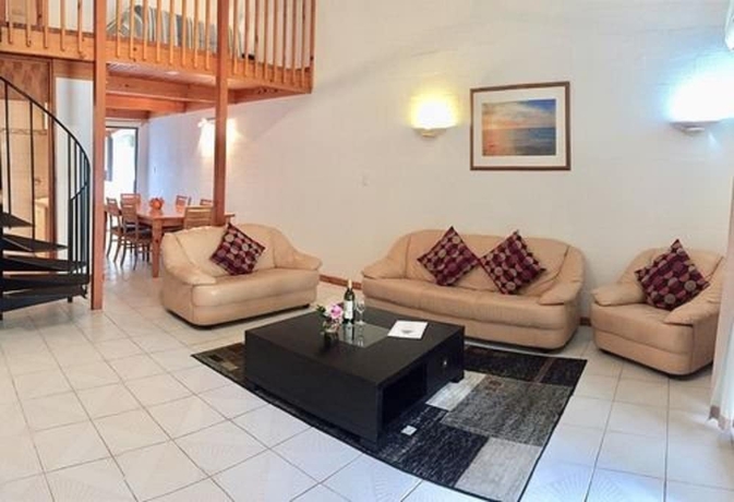 Imagen de la habitación del Hotel Cottesloe Beach Chalets. Foto 6