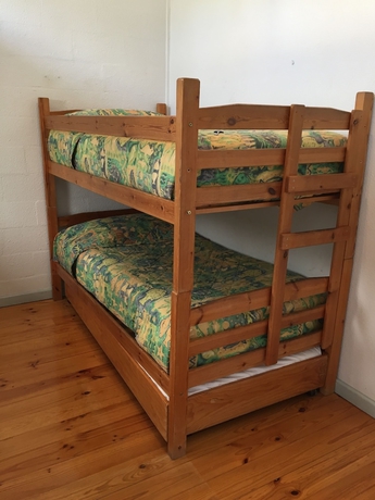 Imagen de la habitación del Hotel Cottesloe Beach Chalets. Foto 13