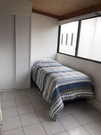 Imagen de la habitación del Hotel Cottesloe Beach Chalets. Foto 16