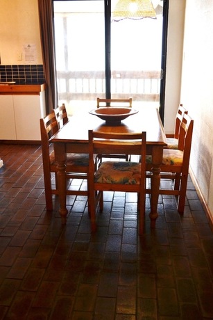 Imagen de la habitación del Hotel Cottesloe Beach Chalets. Foto 18