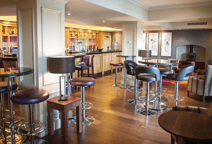 Imagen del bar/restaurante del Hotel Cottons and Spa. Foto 2