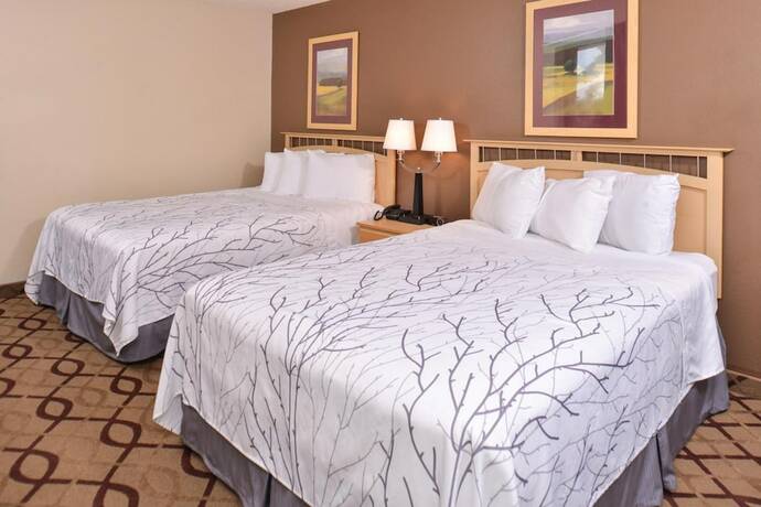 Imagen general del Hotel Cottonwood Inn And Conference Center. Foto 14