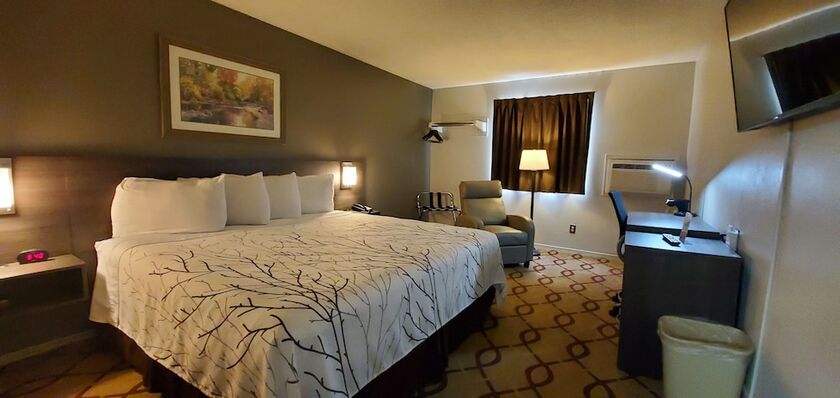 Imagen de la habitación del Hotel Cottonwood Inn And Conference Center. Foto 18