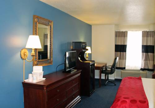Imagen de la habitación del Hotel Cottonwood Suites Savannah & Conference Cent. Foto 2