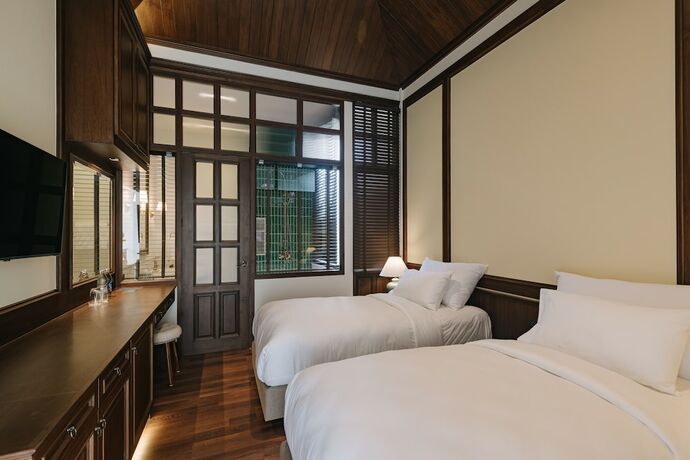 Imagen de la habitación del Hotel Coucou. Foto 15