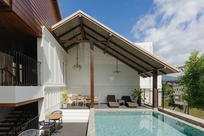 Imagen general del Hotel Coucou. Foto 5