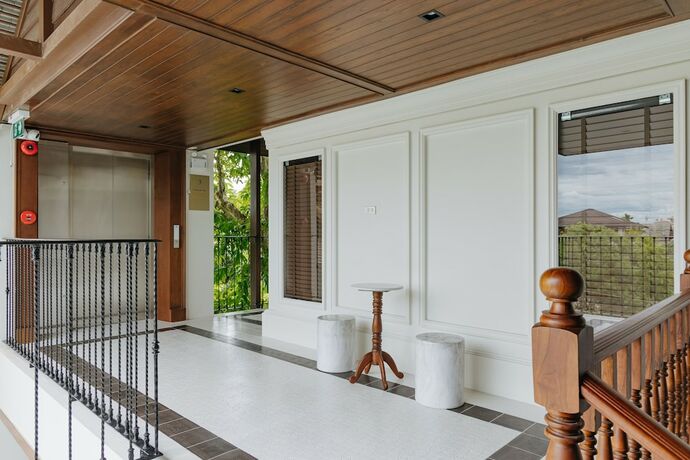 Imagen general del Hotel Coucou. Foto 8