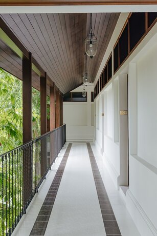 Imagen general del Hotel Coucou. Foto 10