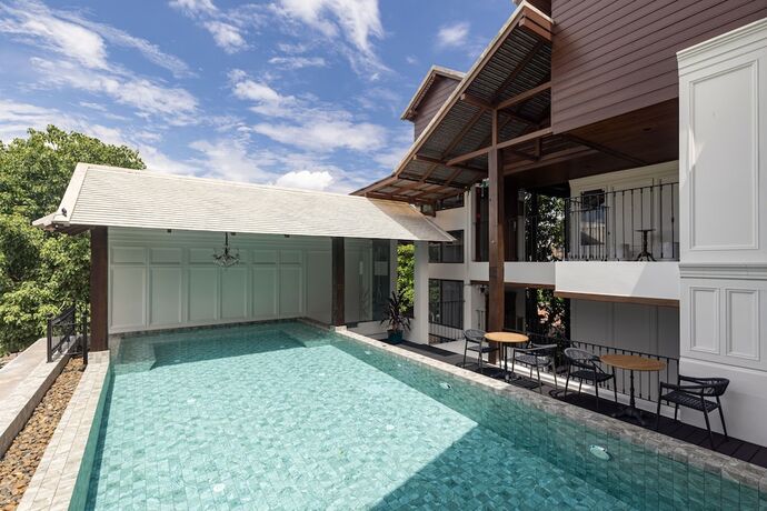 Imagen general del Hotel Coucou. Foto 14