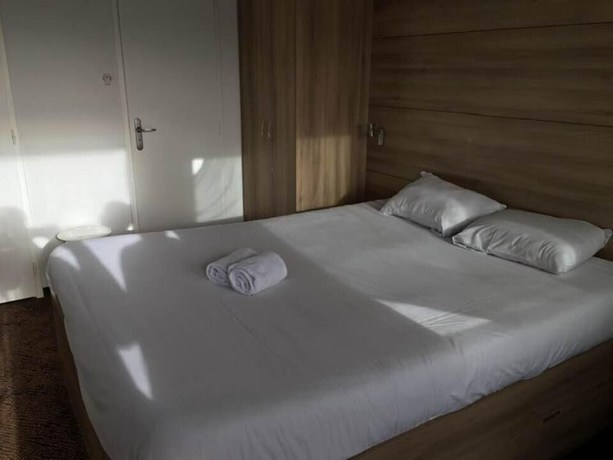 Imagen de la habitación del Hotel Couett\'h&ocirc;tel Loud&eacute;ac. Foto 10