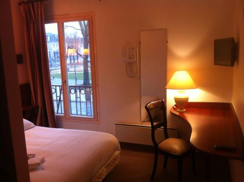Imagen de la habitación del Hotel Couleurs Sud. Foto 3