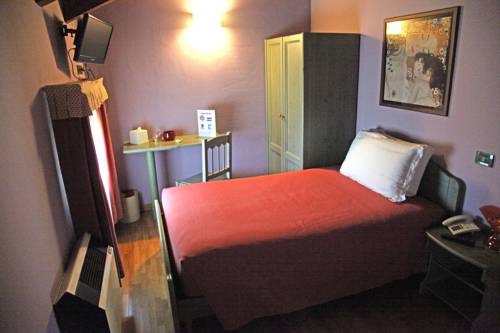 Imagen de la habitación del Hotel Country Al Gallo. Foto 13