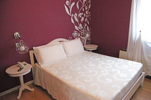 Imagen de la habitación del Hotel Country Al Gallo. Foto 16